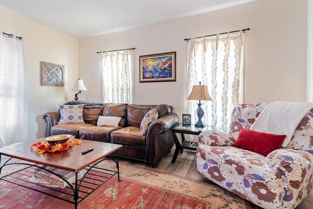 Cottage In The Falls, 2 B, 2 Bath, Fireplace Cuyahoga Falls Exteriér fotografie