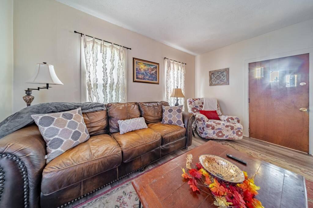 Cottage In The Falls, 2 B, 2 Bath, Fireplace Cuyahoga Falls Exteriér fotografie